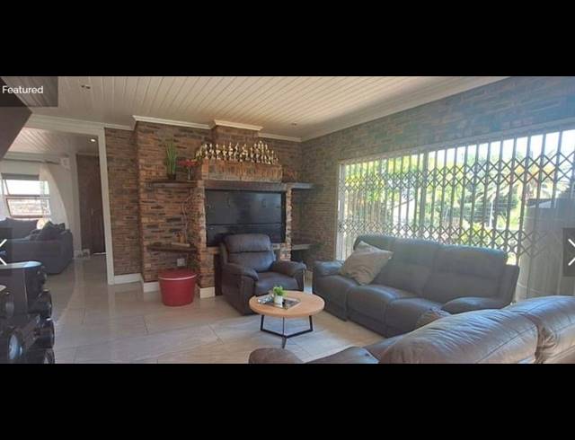 7 BEDROOM HOUSE FOR SALE IN DE TIJGER